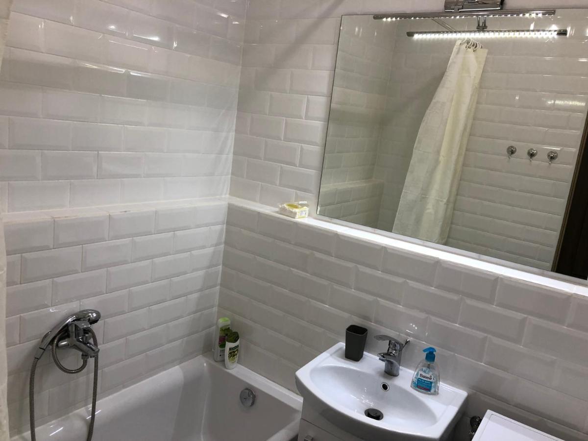 Apartment Sever Hroncova Košice Exteriör bild